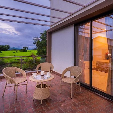 Saffronstays Aster, Plunge Pool Villa With Garden, Lonavala Exterior foto